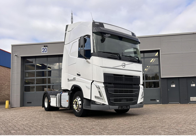 Volvo FH - Tractor unit: picture 1 Volvo FH - Tractor unit: picture 1