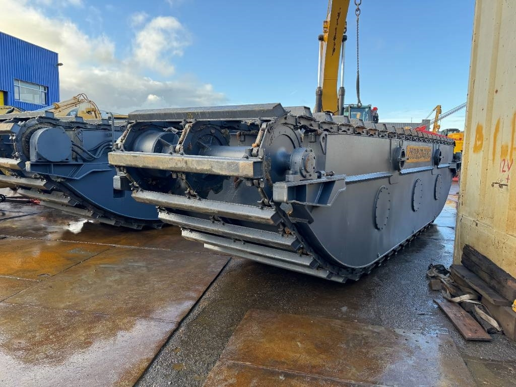 New Amphibious excavator CAT swamp buggy amphibious undercarriage (unused): picture 7
