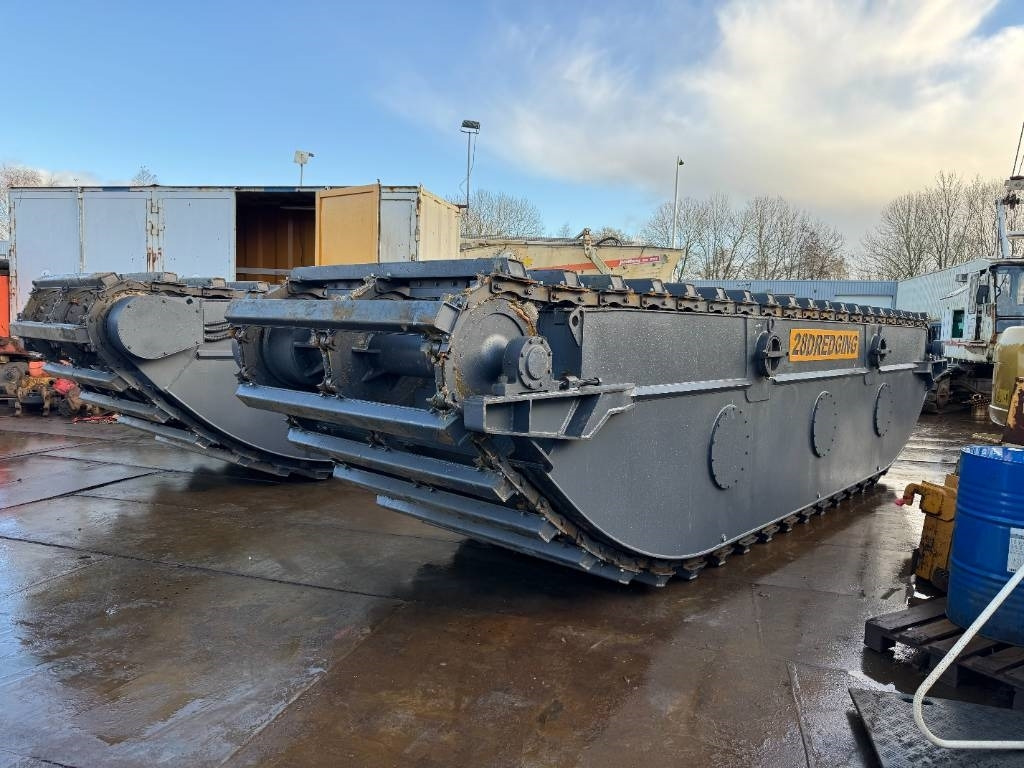 New Amphibious excavator CAT swamp buggy amphibious undercarriage (unused): picture 6