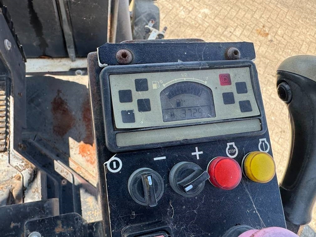 Pneumatic roller Dynapac CP 142: picture 11 Pneumatic roller Dynapac CP 142: picture 11