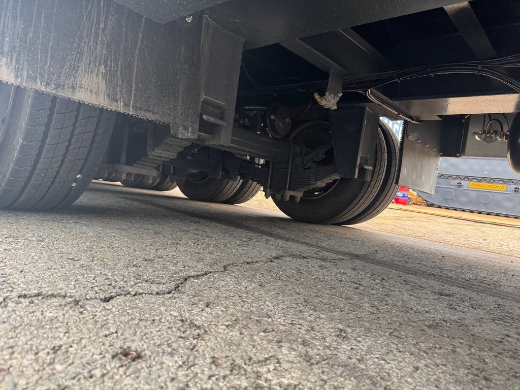 Lider ld07 86 ton 4 axel steel spring UNUSED - Low loader semi-trailer: picture 5 Lider ld07 86 ton 4 axel steel spring UNUSED - Low loader semi-trailer: picture 5