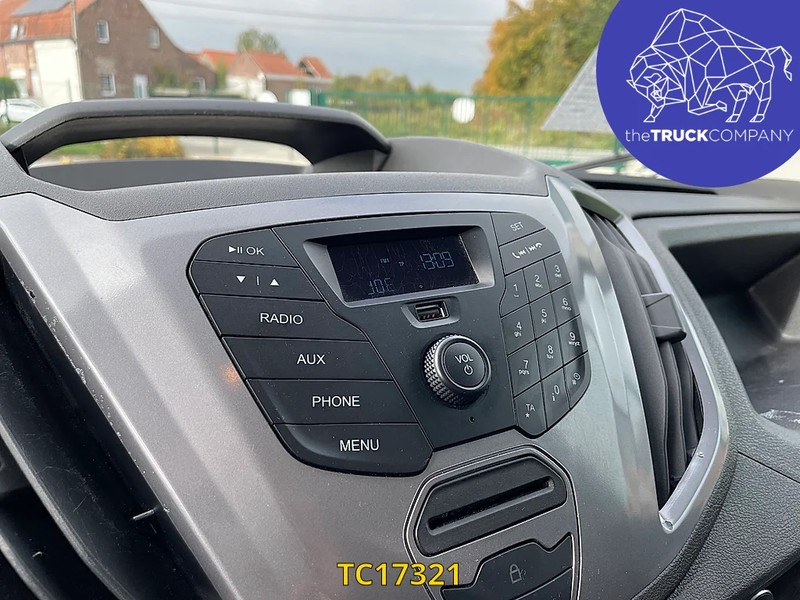 Panel van Ford Transit 2.0 TDCI L2H2: picture 18