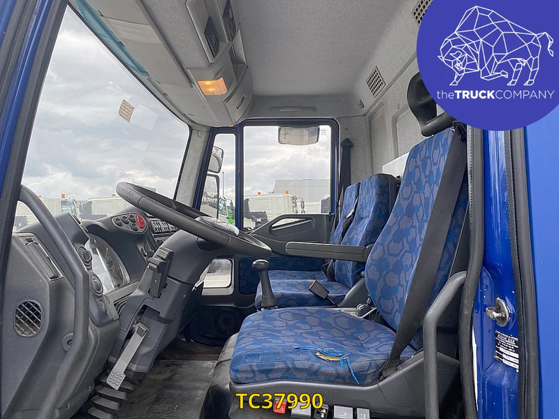 Iveco EUROCARGO - Box truck: picture 5 Iveco EUROCARGO - Box truck: picture 5