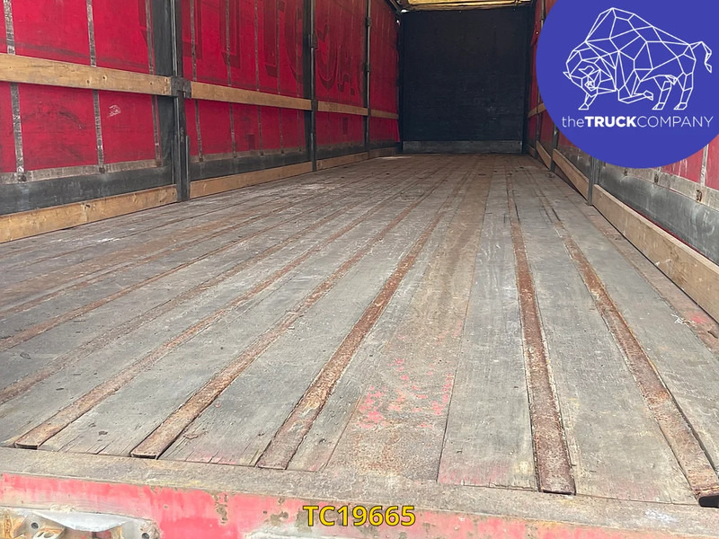 LAG - Curtainsider semi-trailer: picture 2 LAG - Curtainsider semi-trailer: picture 2
