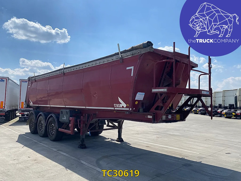 Stas 28m3 geïsolleerd Insulated - Tipper semi-trailer: picture 1 Stas 28m3 geïsolleerd Insulated - Tipper semi-trailer: picture 1