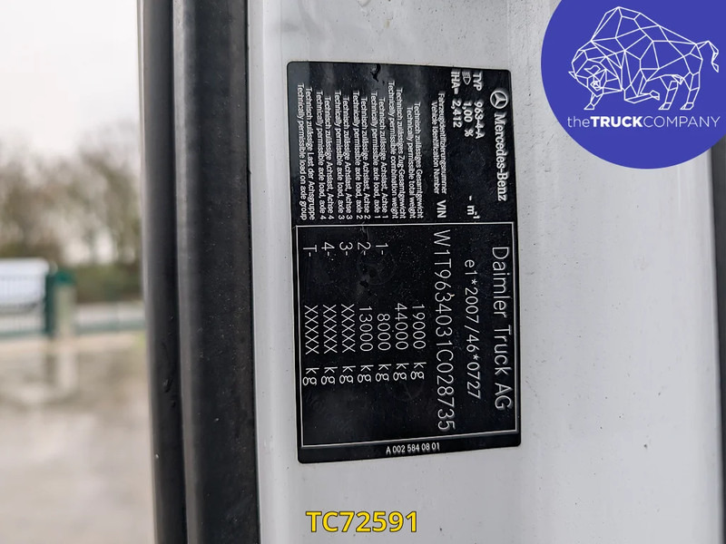 Tractor unit Mercedes-Benz Actros 1845 + retarder: picture 11 Tractor unit Mercedes-Benz Actros 1845 + retarder: picture 11