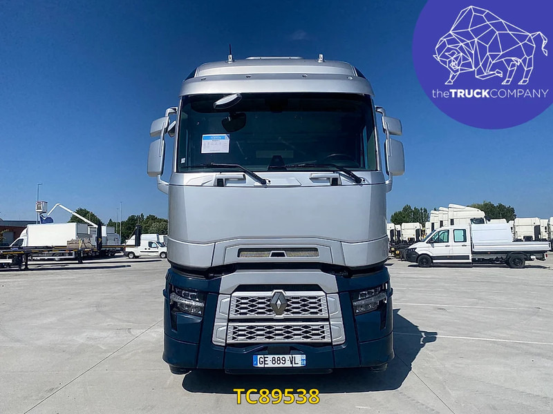 Renault T - Tractor unit: picture 2 Renault T - Tractor unit: picture 2