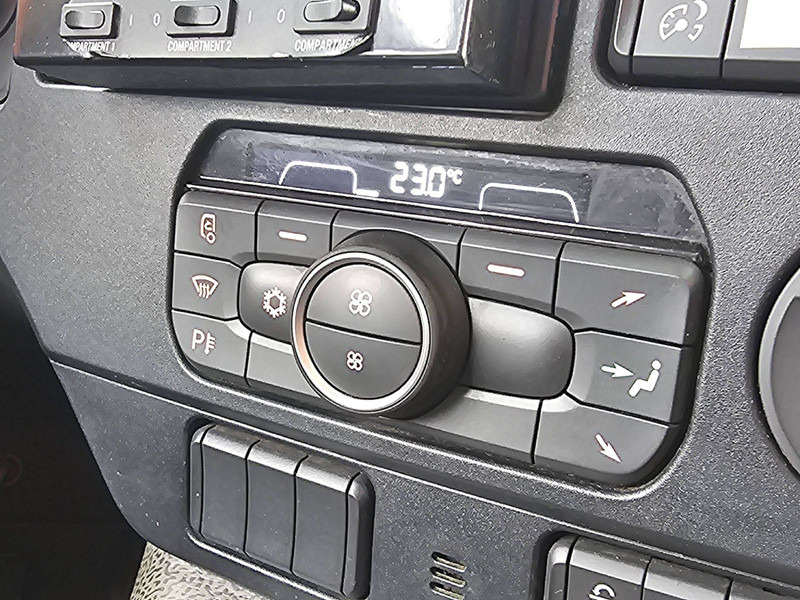Refrigerator truck DAF CF 460: picture 12
