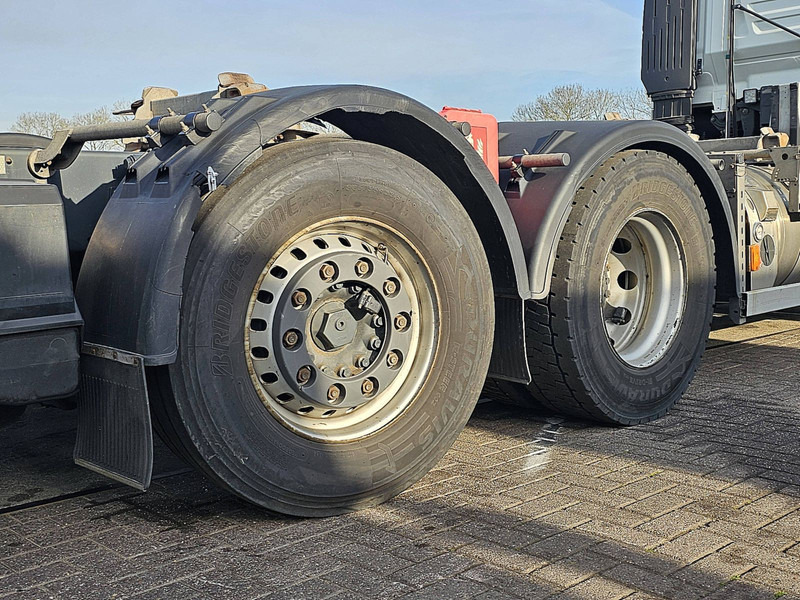 Container transporter/ Swap body truck Iveco S-WAY AS260S46 LNG INT. STEERAXLE: picture 17