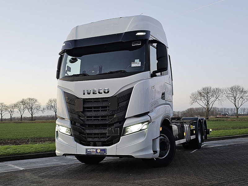 Iveco S-WAY AS440S51 - Container transporter/ Swap body truck: picture 1 Iveco S-WAY AS440S51 - Container transporter/ Swap body truck: picture 1