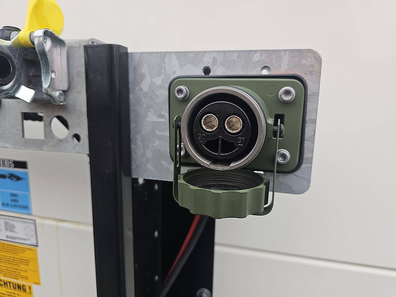 Leasing of KLEYN TRAILERS PRSHTRI 18-13620 KLEYN TRAILERS PRSHTRI 18-13620: picture 8