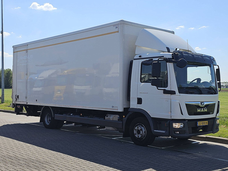 MAN 12.220 TGL - Box truck: picture 5 MAN 12.220 TGL - Box truck: picture 5