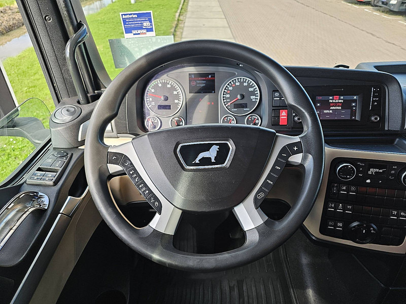 Container transporter/ Swap body truck MAN 26.500 TGX: picture 12