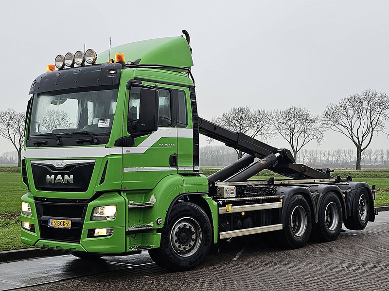 MAN 35.440 TGS - Hook lift truck: picture 2 MAN 35.440 TGS - Hook lift truck: picture 2