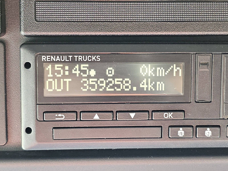 Box truck Renault D 220 AIRCO LIFT SIDE DOOR: picture 7 Box truck Renault D 220 AIRCO LIFT SIDE DOOR: picture 7