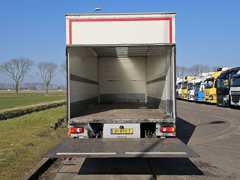 Box truck Renault D 240 AIRCO LIFT SIDE DOOR: picture 11