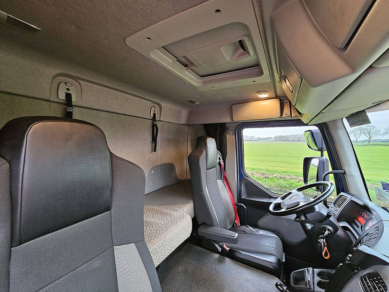 Box truck Renault D 250: picture 13 Box truck Renault D 250: picture 13