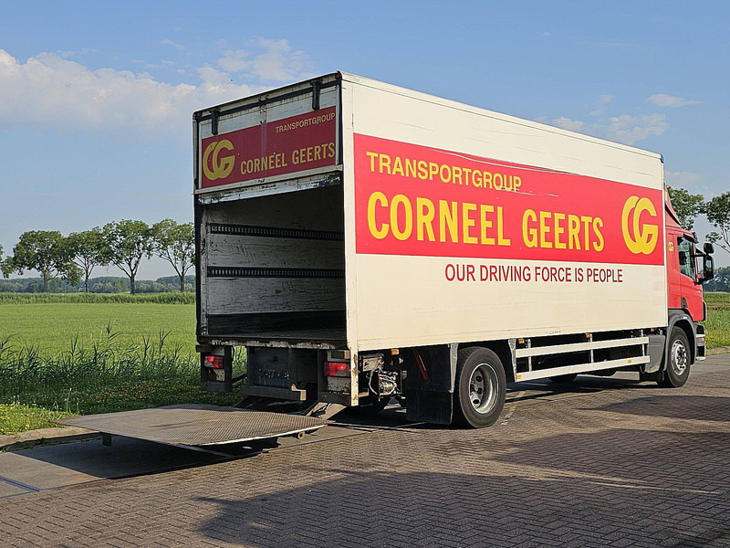 Scania P270 LIFT HARD WOOD FLOOR - Box truck: picture 3 Scania P270 LIFT HARD WOOD FLOOR - Box truck: picture 3