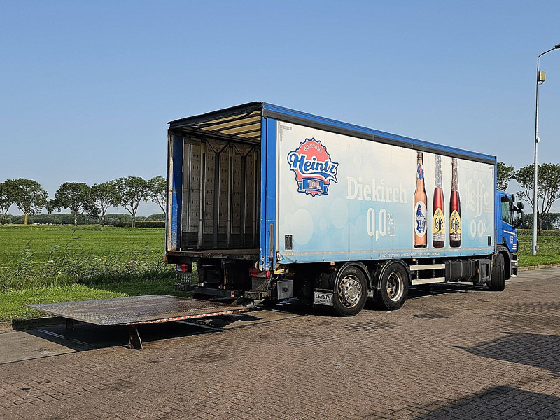 Scania P360 2500 kg lift - Curtainsider truck: picture 3 Scania P360 2500 kg lift - Curtainsider truck: picture 3