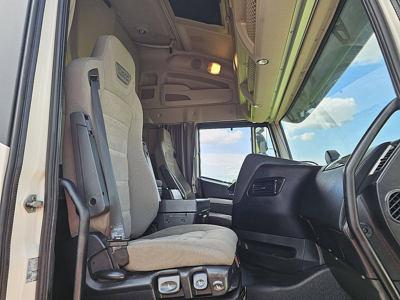 Tractor unit Iveco AS440S40 STRALIS LNG: picture 7