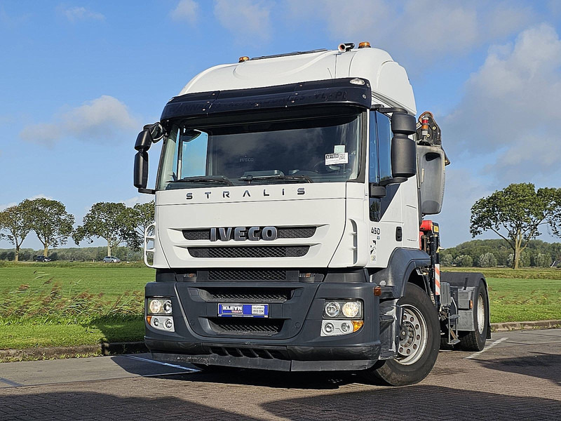 Iveco AT440S45 STRALIS FASSI F230XP-4 - Tractor unit: picture 1 Iveco AT440S45 STRALIS FASSI F230XP-4 - Tractor unit: picture 1