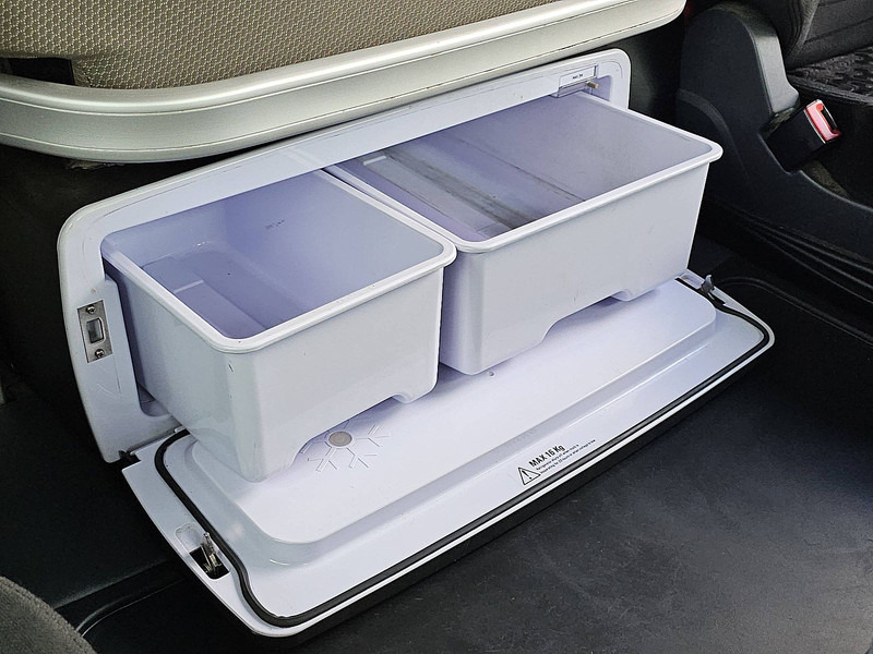 Tractor unit Scania R410 TL RETARDER 2X TANK: picture 15 Tractor unit Scania R410 TL RETARDER 2X TANK: picture 15