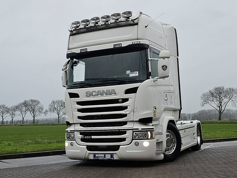 Scania R490 - Tractor unit: picture 1 Scania R490 - Tractor unit: picture 1