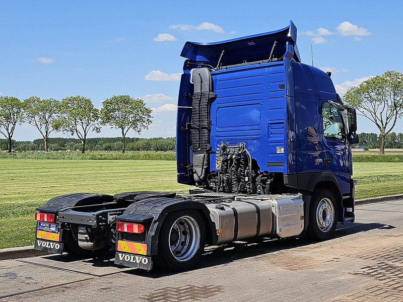 Volvo FM 330 GLOBE X-LOW 314TKM - Tractor unit: picture 3 Volvo FM 330 GLOBE X-LOW 314TKM - Tractor unit: picture 3