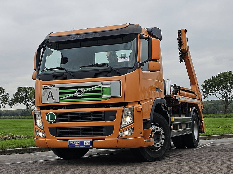 Volvo FM 330 - Skip loader truck: picture 1 Volvo FM 330 - Skip loader truck: picture 1