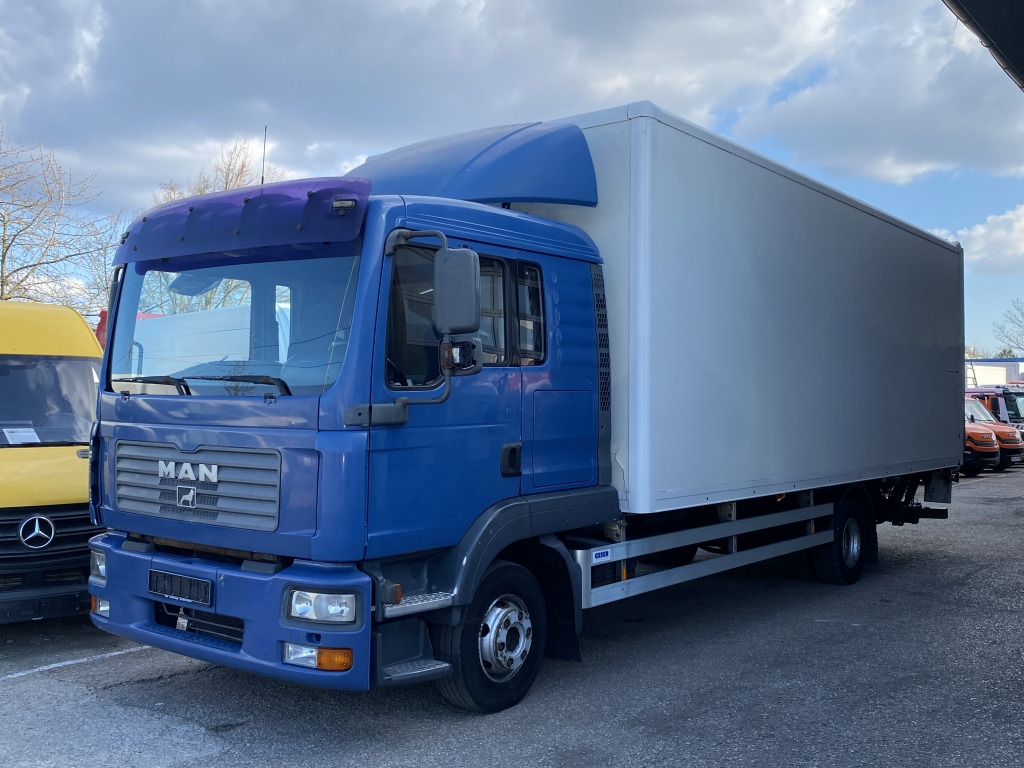 Box truck MAN TGL 12.240 7,2mKoffer  Klimaaut LBW AutomatikAHK: picture 8