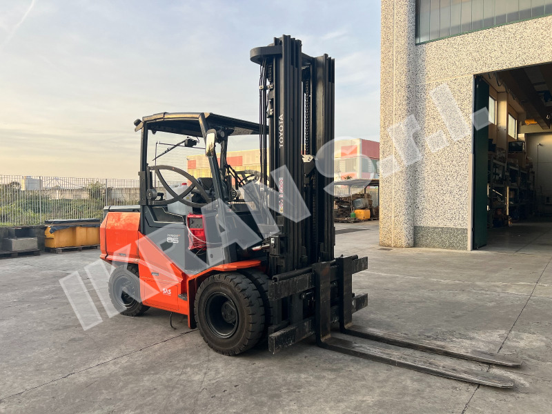 Toyota TRAIGO HT 85 8FBMHT85 - Electric forklift: picture 1 Toyota TRAIGO HT 85 8FBMHT85 - Electric forklift: picture 1