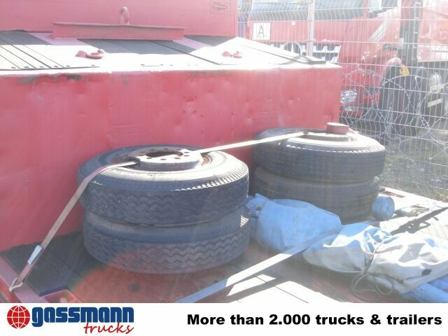 Goldhofer Goldhofer STZ-TL3-32/80 Nutzlast: 35 to., 5,85 m - Low loader semi-trailer: picture 5 Goldhofer Goldhofer STZ-TL3-32/80 Nutzlast: 35 to., 5,85 m - Low loader semi-trailer: picture 5