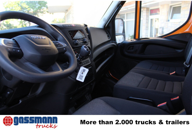 Iveco Daily 70C18H 4x2 mit Kran HMF 340-K3, Funk - Tipper, Crane truck: picture 3 Iveco Daily 70C18H 4x2 mit Kran HMF 340-K3, Funk - Tipper, Crane truck: picture 3