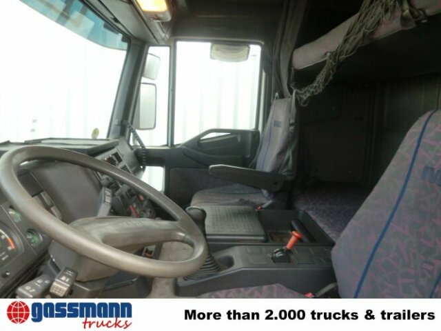 Box truck Iveco Euro Tech 190E40, Möbelkoffer, 49 cbm: picture 10 Box truck Iveco Euro Tech 190E40, Möbelkoffer, 49 cbm: picture 10