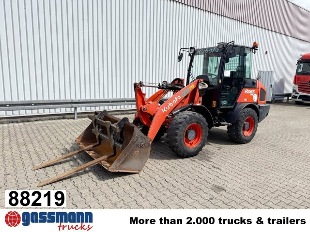 Kubota R065 4x4, Palettengabel, ca. 1.733 Betr.-Std. - Wheel loader: picture 1 Kubota R065 4x4, Palettengabel, ca. 1.733 Betr.-Std. - Wheel loader: picture 1