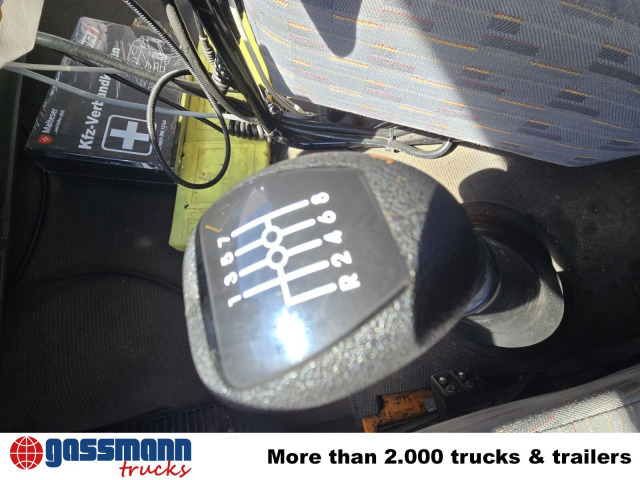 MAN F10 26.272 6x6, F90 - Cab chassis truck: picture 3 MAN F10 26.272 6x6, F90 - Cab chassis truck: picture 3