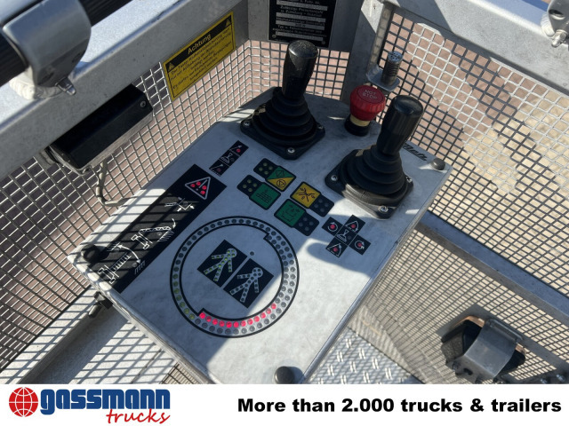 MAN LE 15.255 4x2 LLC Doka, Metz DLA-K 12/9 - Fire truck: picture 3 MAN LE 15.255 4x2 LLC Doka, Metz DLA-K 12/9 - Fire truck: picture 3