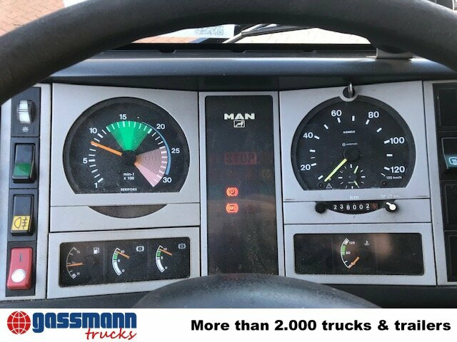 MAN LE 8.185 LC Doka 4x2 BB, 2x AHK - Dropside/ Flatbed truck: picture 3 MAN LE 8.185 LC Doka 4x2 BB, 2x AHK - Dropside/ Flatbed truck: picture 3