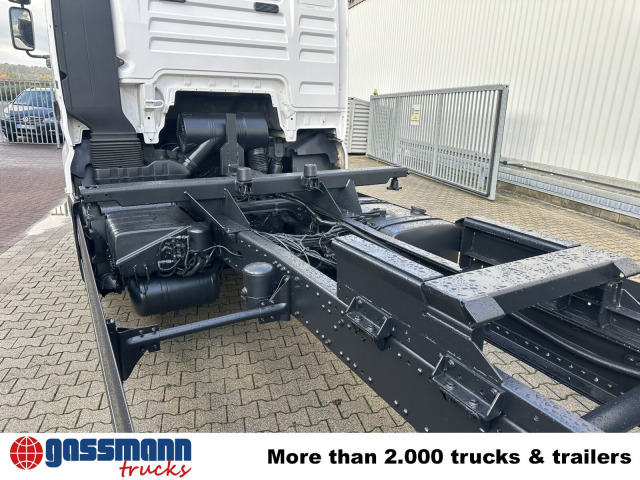 Box truck MAN TGA 18.350 4x2 LL, Fahrschulausstattung: picture 13