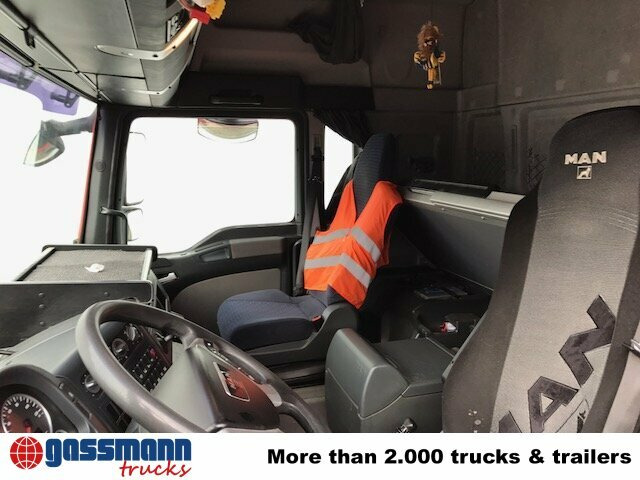 MAN TGA 26.440 6x2-2BL - Cab chassis truck: picture 4 MAN TGA 26.440 6x2-2BL - Cab chassis truck: picture 4