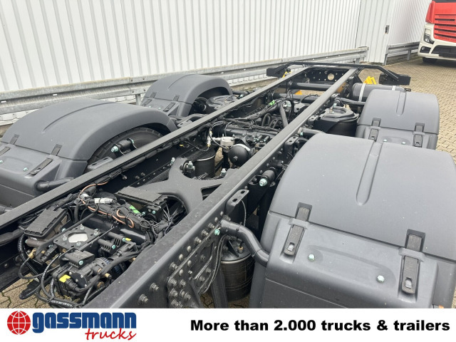 MAN TGS 26.440 6x2-4 LL CH, Lenk-/Liftachse, Navi, - Cab chassis truck: picture 3 MAN TGS 26.440 6x2-4 LL CH, Lenk-/Liftachse, Navi, - Cab chassis truck: picture 3