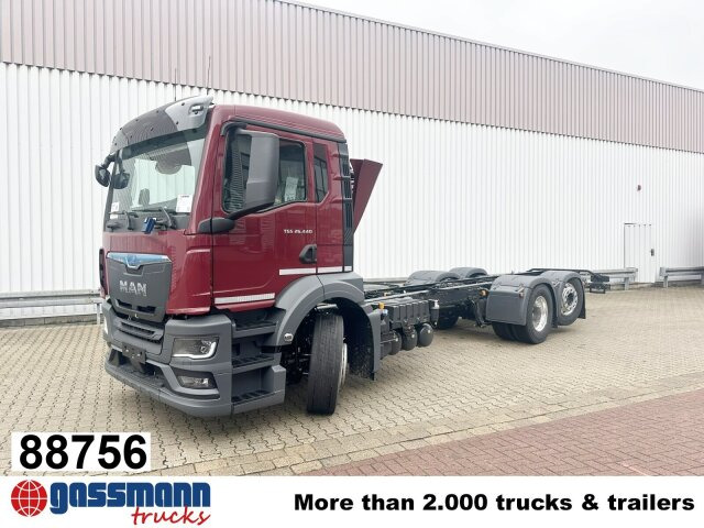 MAN TGS 26.440 6x2-4 LL CH, Lenk-/Liftachse, Navi, - Cab chassis truck: picture 1 MAN TGS 26.440 6x2-4 LL CH, Lenk-/Liftachse, Navi, - Cab chassis truck: picture 1