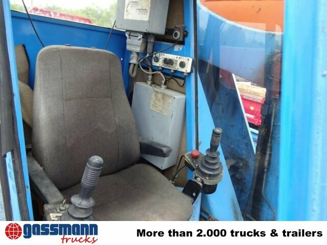 Mercedes-Benz 2638 K 6x4 mit Heckkran Palfinger PK 68000 - Crane truck: picture 5 Mercedes-Benz 2638 K 6x4 mit Heckkran Palfinger PK 68000 - Crane truck: picture 5