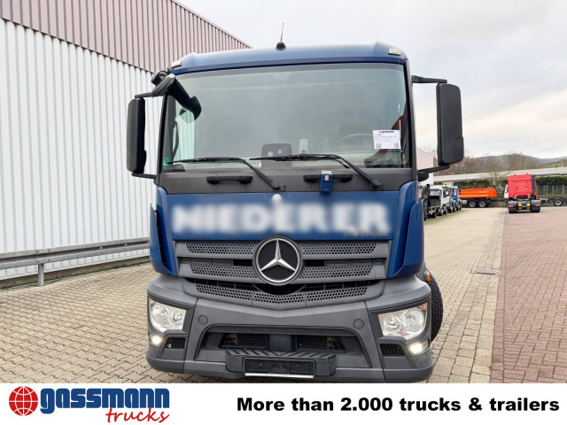 Dropside/ Flatbed truck, Crane truck Mercedes-Benz Antos 2540 L 6x2, Lenkachse, HMF 2110-L3: picture 9