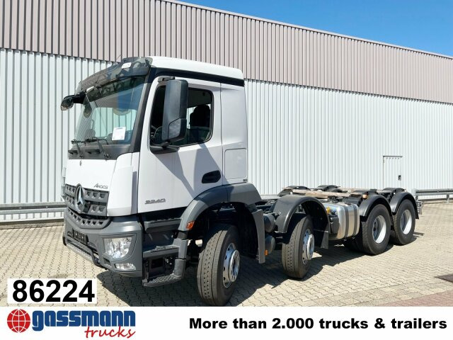 Mercedes-Benz Arocs 3240 8x4 - Cab chassis truck: picture 1 Mercedes-Benz Arocs 3240 8x4 - Cab chassis truck: picture 1