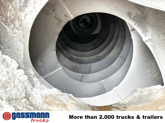 Concrete mixer truck Mercedes-Benz Arocs 3251 8x4/4, Betonmischer Liebherr ca. 9m³: picture 14