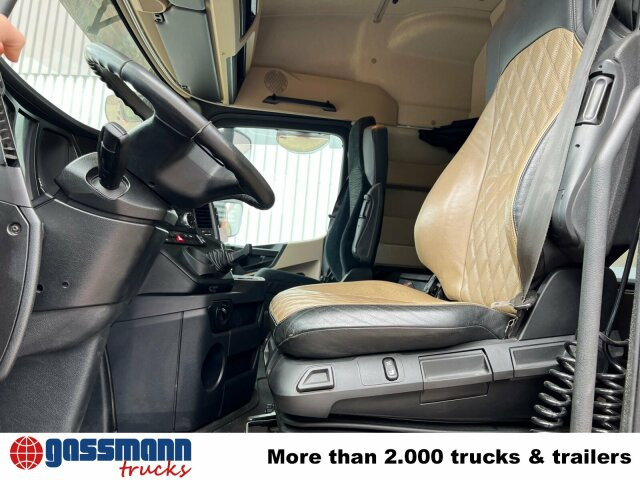 Mercedes-Benz Arocs 3263 8x4/4, Retarder, Stahlmulde ca.14m³, - Tipper: picture 4 Mercedes-Benz Arocs 3263 8x4/4, Retarder, Stahlmulde ca.14m³, - Tipper: picture 4