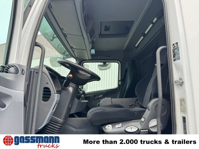 Mercedes-Benz Axor 1833 L 4x2, Getränkekoffer - Box truck: picture 2 Mercedes-Benz Axor 1833 L 4x2, Getränkekoffer - Box truck: picture 2