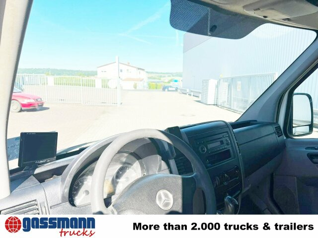 Mercedes-Benz Sprinter 209 CDI 4x2 Doka - Open body delivery van, Combi van: picture 2 Mercedes-Benz Sprinter 209 CDI 4x2 Doka - Open body delivery van, Combi van: picture 2