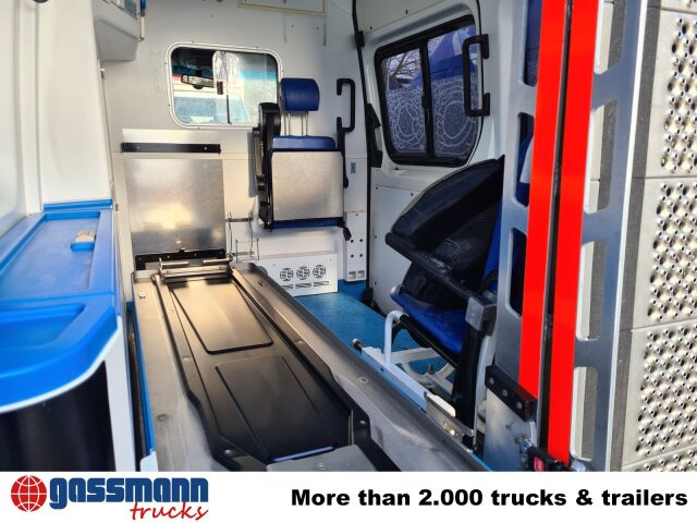 Mercedes-Benz Sprinter 313 CDI 4x2, EEV, Krankenwagen - Panel van: picture 5 Mercedes-Benz Sprinter 313 CDI 4x2, EEV, Krankenwagen - Panel van: picture 5